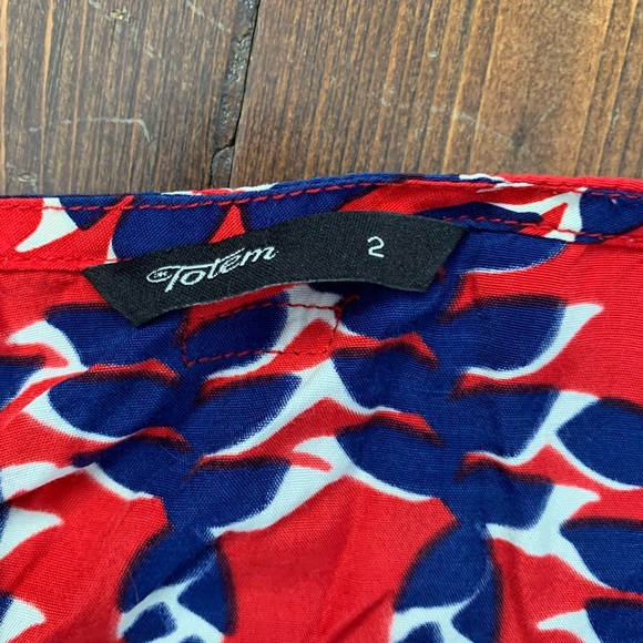 Totem tank - Size 2 - Picture 2 of 3